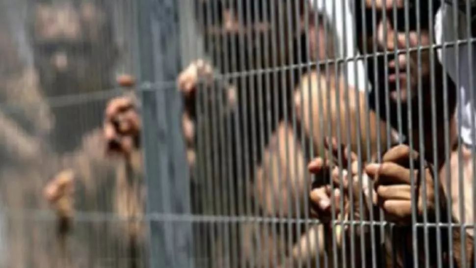 Peste 50.000 de deținuți iranieni eliberați de teama coronavirusului