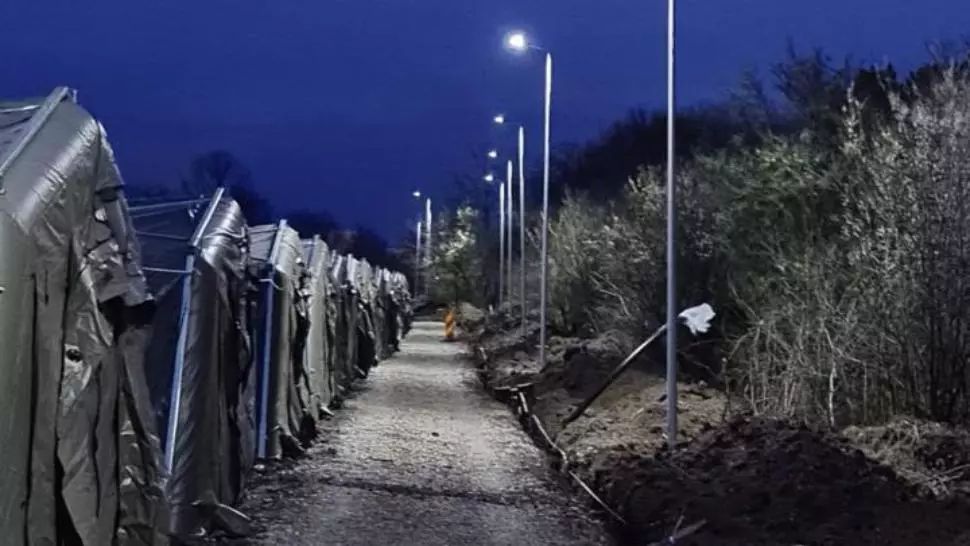 Firea: Am reușit, în timp record, să punem în funcțiune  sistemul de iluminat pentru spitalul militar ROL2