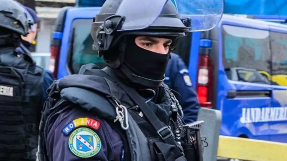 Pitești: Dosar după scandalul dintr-un centru de carantină. Jandarmii au intervenit să calmeze spiritele