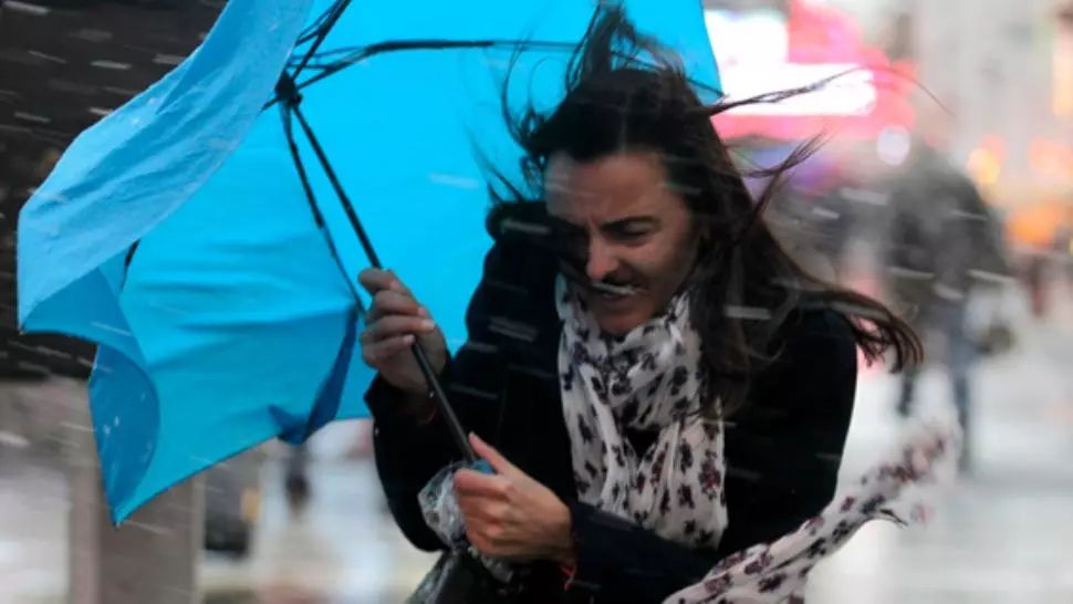 Informare meteo de ultimă oră: România, lovită de furtuni și vijelii devastatoare