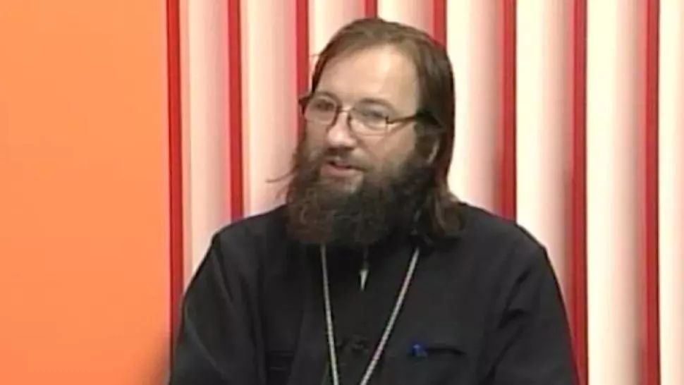 Mesajul sfâșietor al părintelui Damaschin: „Doar de Crăciun lumea se preface că este bună!“ 