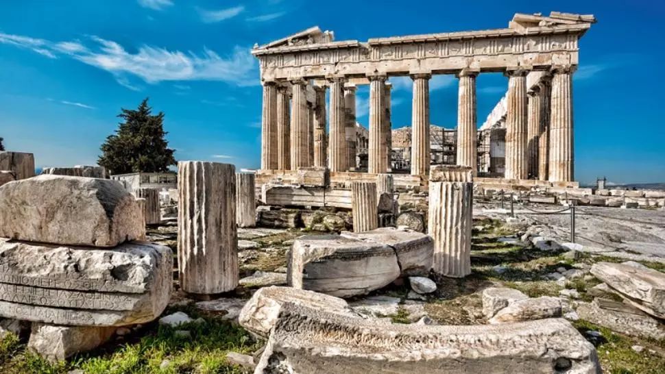 Grecia face lista țărilor de unde va primi turiști în această vară