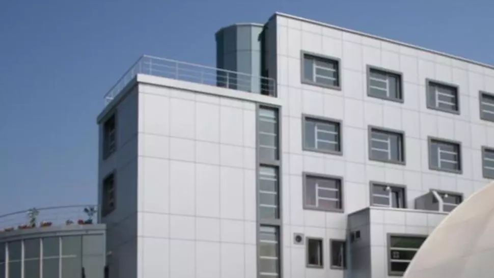 Lovitură pentru Răzvan Raț, amendă pentru ,,hotelul carantină" din Slatina