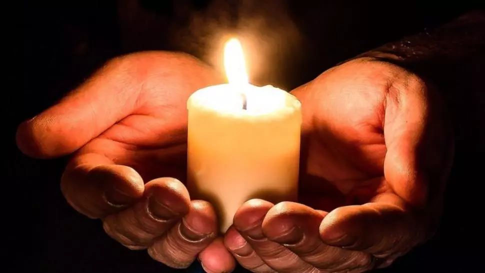 Lumina Sfântă de la Ierusalim ajunge și anul acesta în România! Cum se va desfășura procesiunea