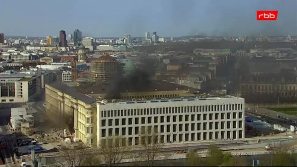 Incendiu pe șantierul unde este reconstruit palatul regal din Berlin