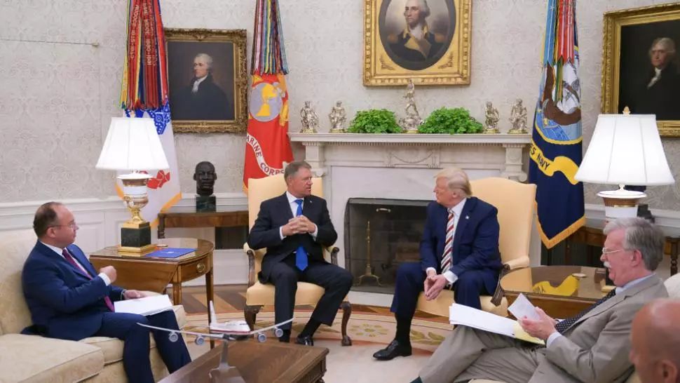 Klaus Iohannis a dezvăluit ce a vorbit cu președintele Statelor Unite. Ce a promis Donald Trump