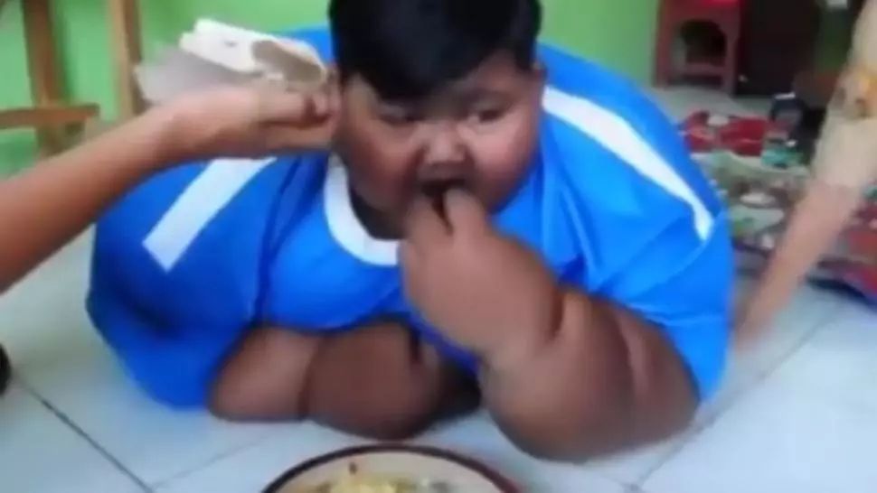 Câți adolescenți vor fi supraponderali sau obezi până în 2030. Previziuni sumbre de la experți