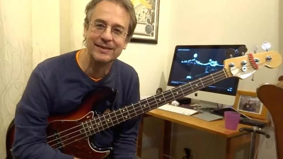 Renumitul basist englez Matthew Seligman a murit la vârsta de 64 de ani, după ce s-a infectat cu coronavirus