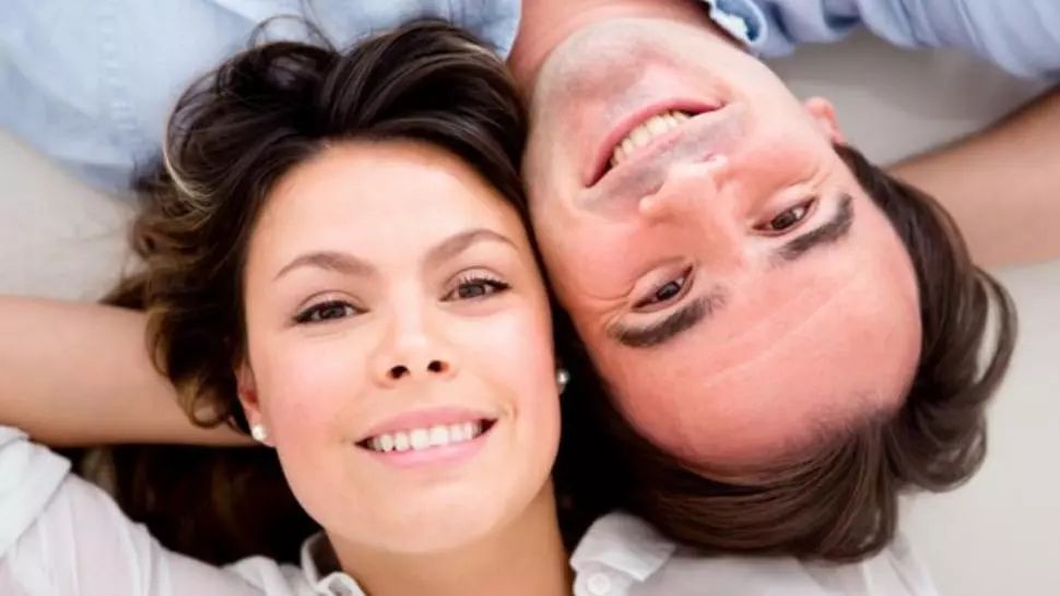 Cum faci un bărbat să te dorească, în funcţie de zodie