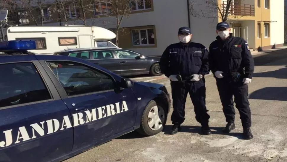  A fugit din carantină de 4 stele, acum are dosar penal