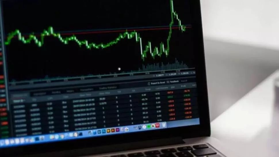 Închidere pe verde a burselor europene. Acțiunile Renk au urcat cu 8% după o îmbunătățire de rating