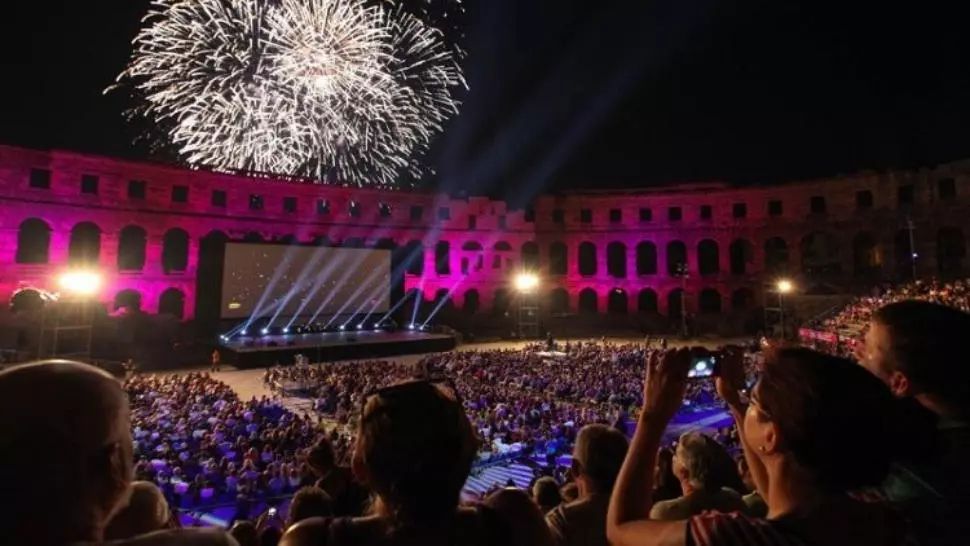 Festivaluri de film importante își unesc forțele pentru un eveniment gratuit pe YouTube