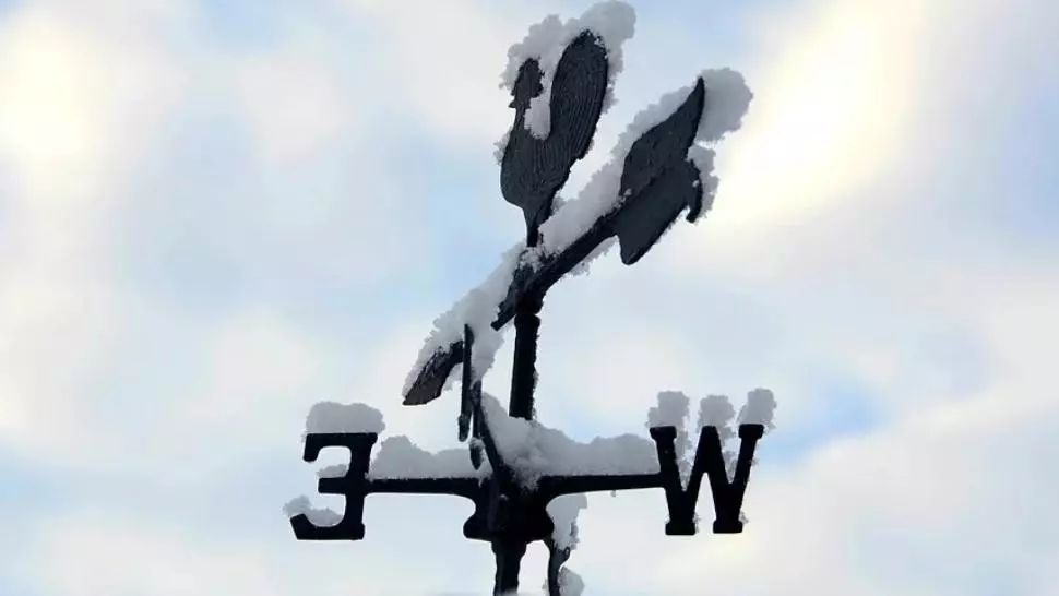 COD GALBEN. Avertizare meteo de ninsori viscolite. Rafale de 100 km/h