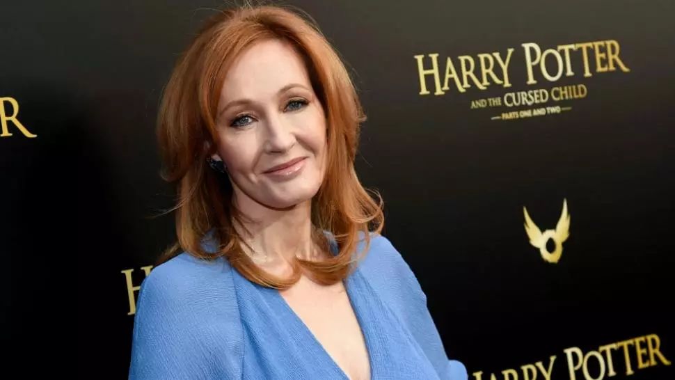 Creatoarea universului Harry Potter donează un milion de lire sterline în lupta cu SARS-CoV-2