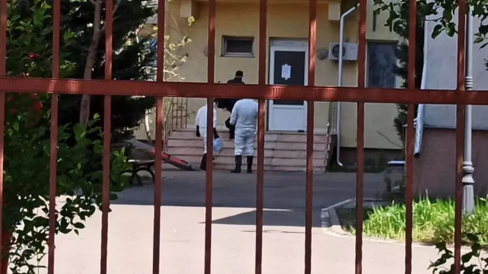 Constantin Mândrilă, managerul SJ Focșani, luat cu Poliția și SMURD de la pensiune la Infecțioase