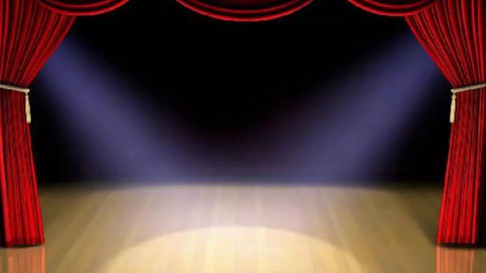 POEZIE în pandemie. Actorii joacă pe scena din ONLINE