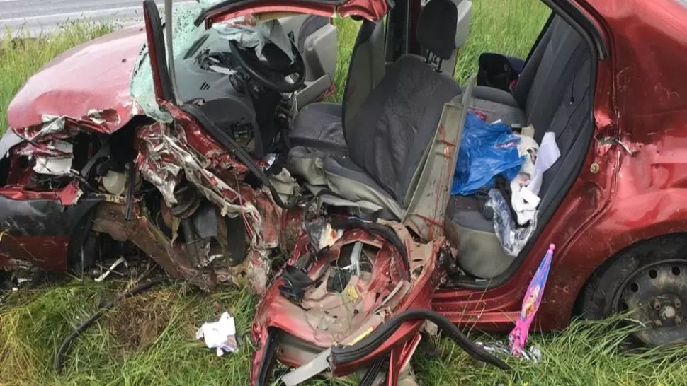 Trei autoturisme implicate într-un accident mortal pe DN6, între Caransebeș și Băile Herculane