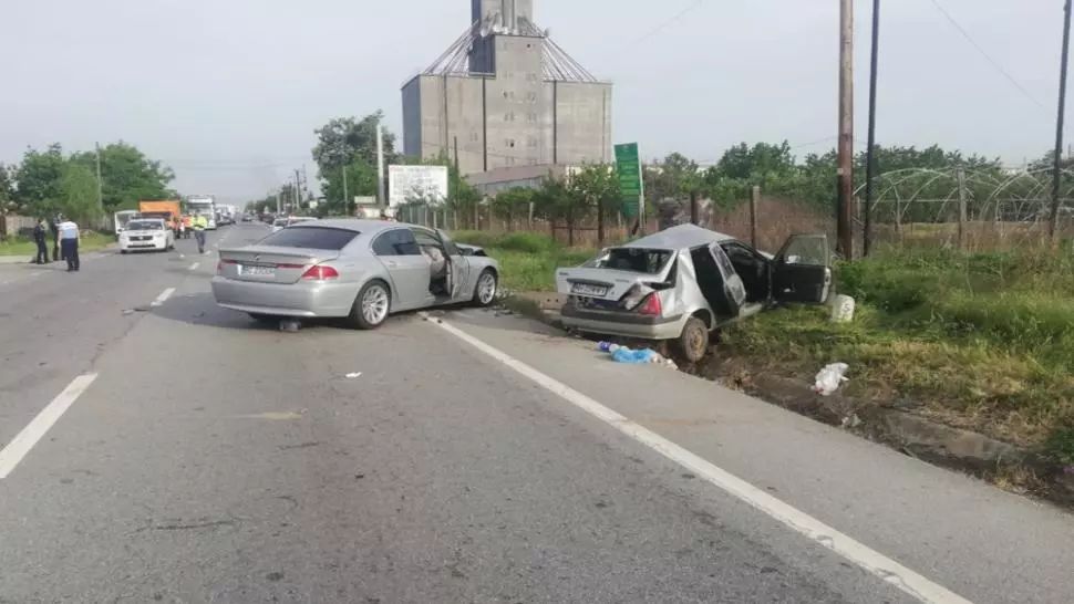  Accident grav în Mehedinți, cu cinci victime
