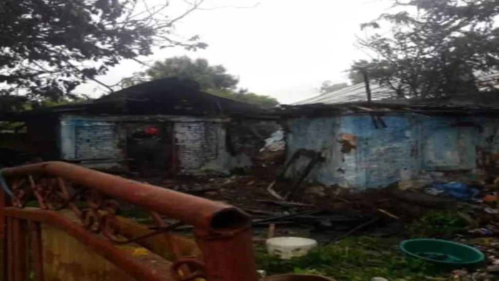 Giurgiu: O casă din Călugăreni a luat foc din cauza unui scurtcircuit