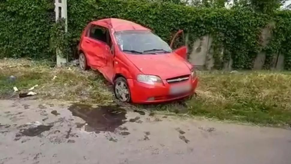 Accident grav pe DN 7. Trei persoane au fost rănite în urma coliziunii violente