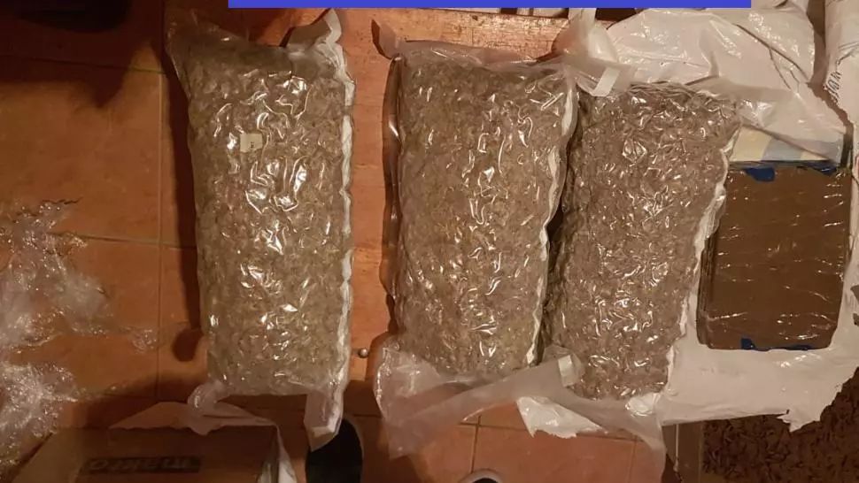 32 de traficanți de droguri reținuți de DIICOT! Liderul grupării a creat o adevărată reţea de trafic de droguri de risc şi mare risc