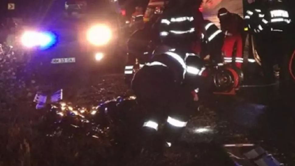 Accident teribil în județul Băcău. 7 victime, între care 3 copii, au ajuns la terapie intensivă