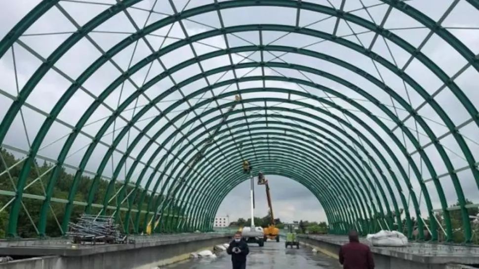 Când va fi gata linia de cale ferată între Gara de Nord și Aeroportul Otopeni. Anunțul ministrului Sportului