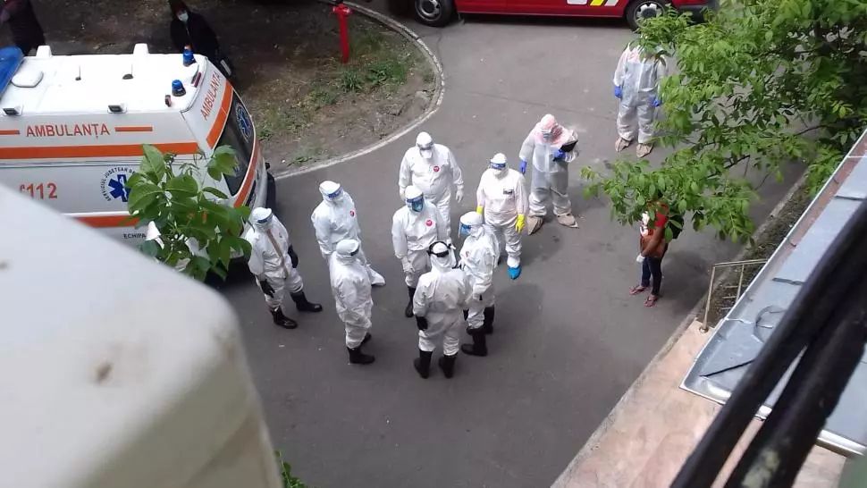 VIDEO Focar de COVID19 printre srilankezii angajați la o fabrică de confecții din Focșani