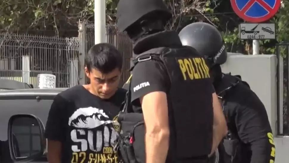 Incredibil! 10 ani de închisoare pentru un tânăr care şi-a decapitat iubita