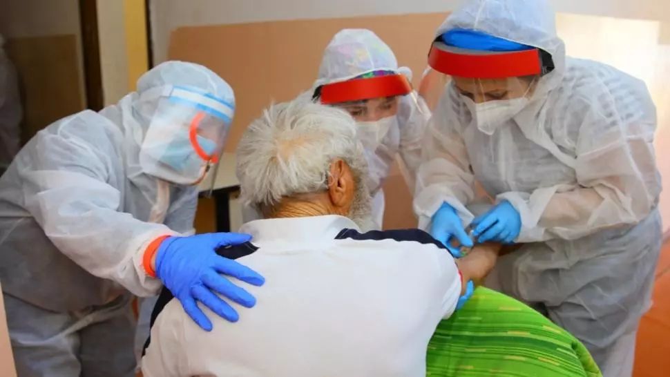 Persoanele fără adăpost din centrele sociale din Constanța, testate pentru COVID-19