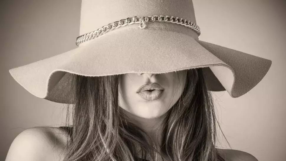 Chipul te dă de gol! Ce spun trăsăturile feţei despre viaţa ta sexuală