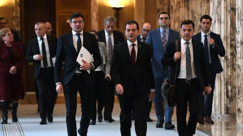 Costel Alexe, pas important în lupta cu TĂIERILE ILEGALE de lemn. Ce plan are ministrul