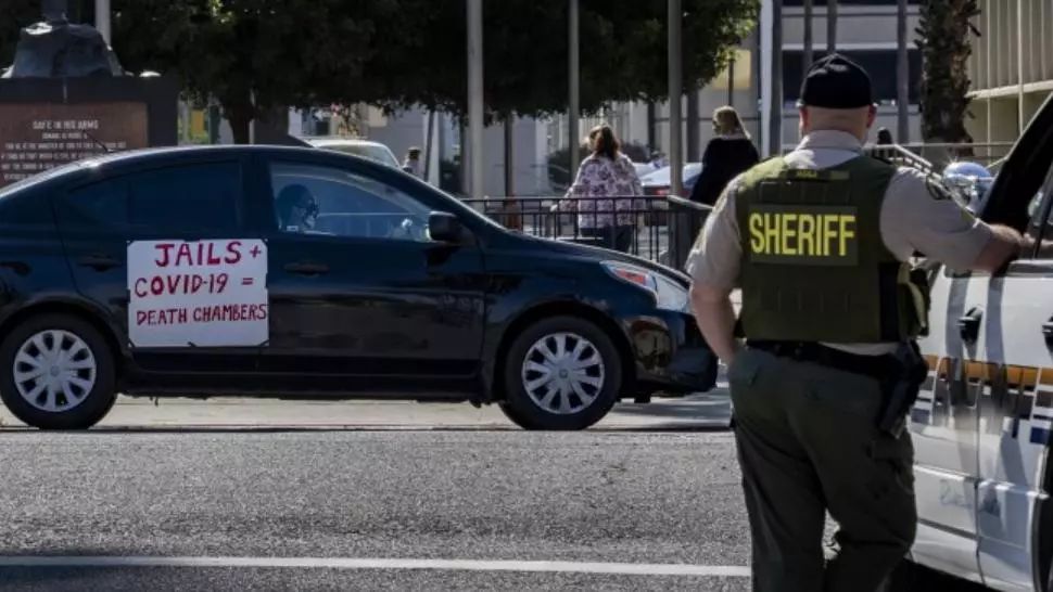 Los Angeles, decizie istorică: toți locuitorii, testați gratis pentru COVID