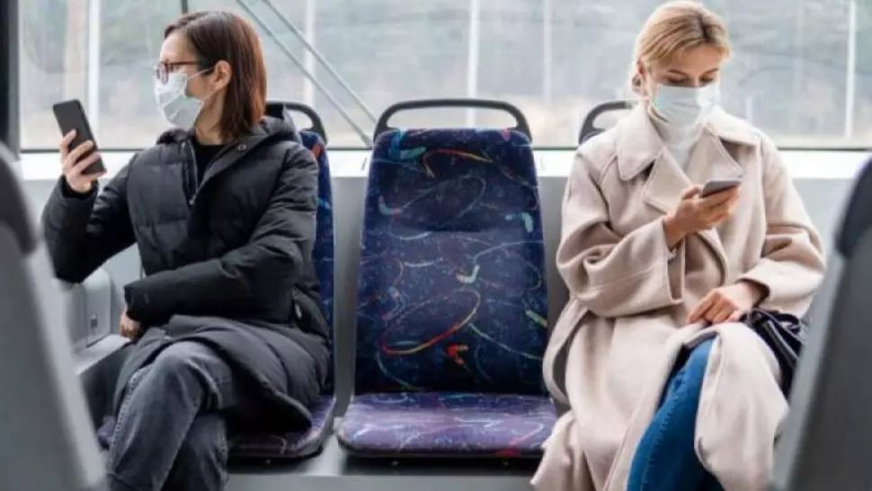 „Legile puterii”. Ministrul Transporturilor: Microbuzele, igienizate înainte de plecarea în cursă. Călătorii, cu măști și controlați cu termoscanner