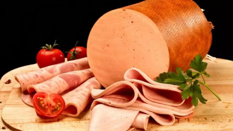 Ce conține, de fapt, parizerul - Puțini mai vor să mănânce după ce află asta