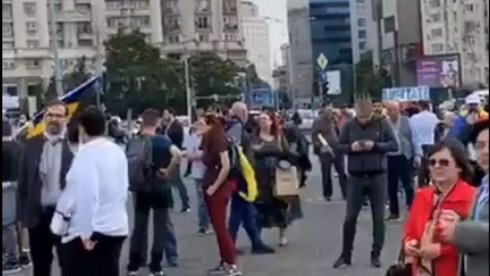 Protest masiv al sindicatelor din educație, în Piața Victoriei. Anton Hadăr, Alma Mater: „Ne îndreptăm spre greva generală!”