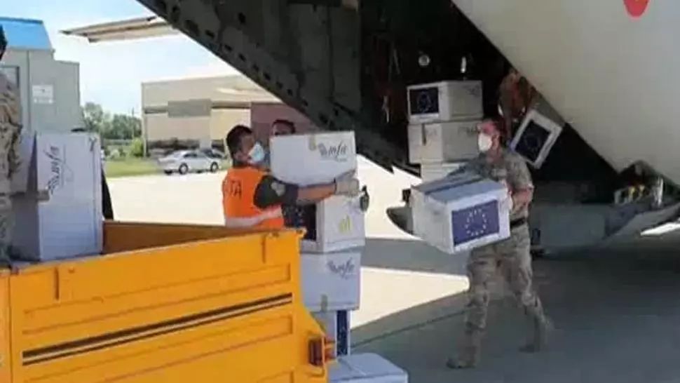 România ajută Spania cu măști de protecție