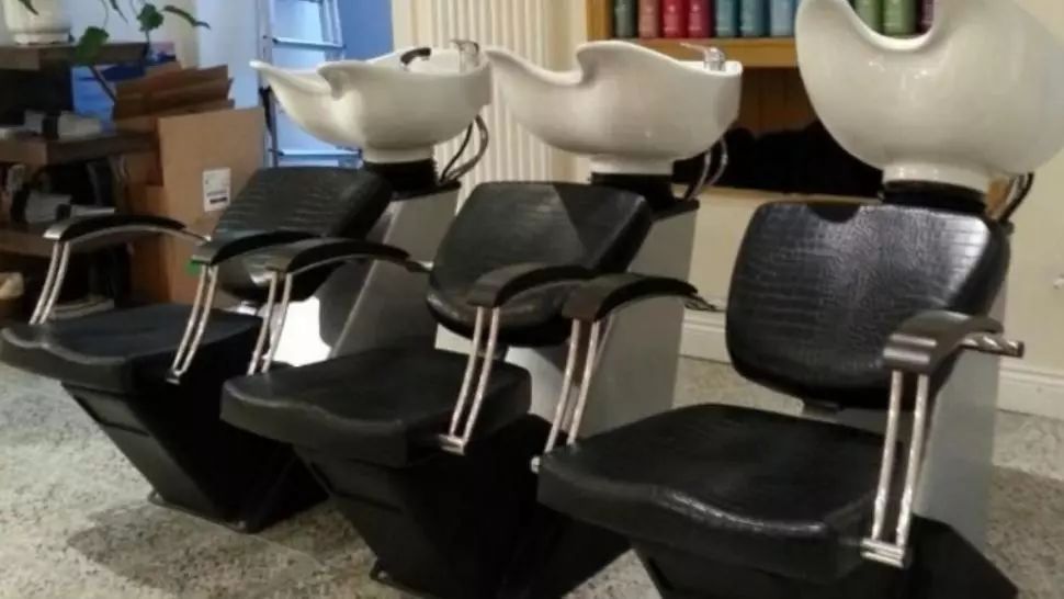 Dupa 15 mai, se deschid saloanele de coafură și cosmetică. Condițiile anunțate de Arafat