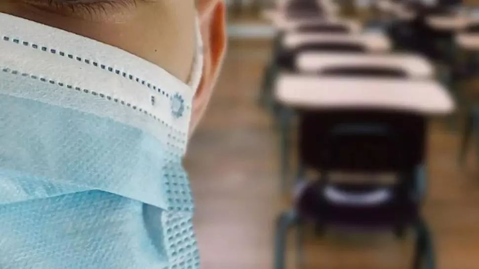 Undă verde pentru angajarea medicilor și a asistenților medicali în școli