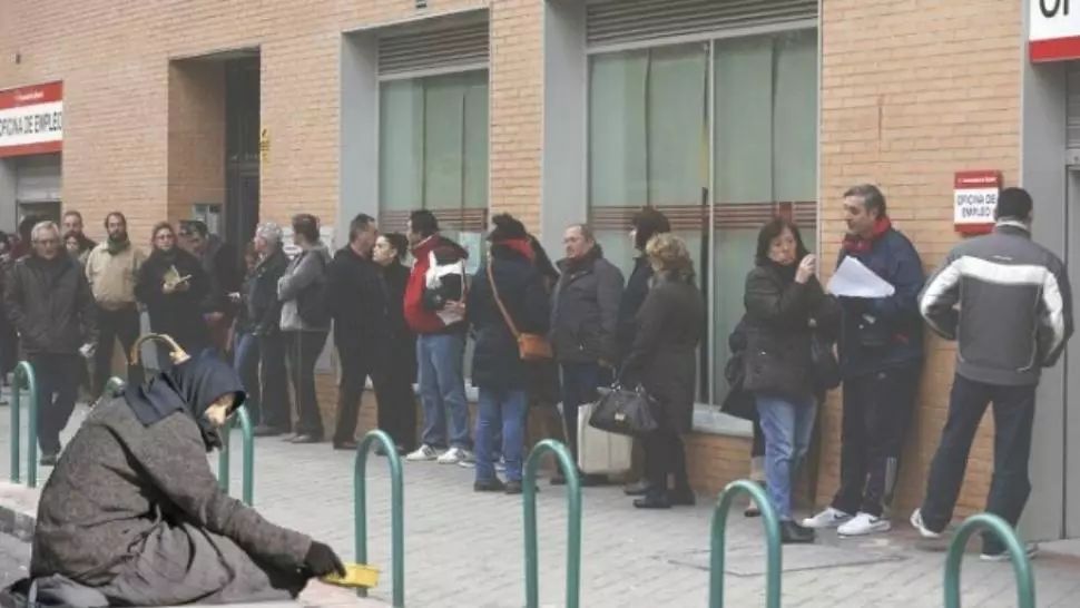 Șoc în Statele Unite! Într-o singură lună, 20 de milioane de americani au rămas fără slujbe 