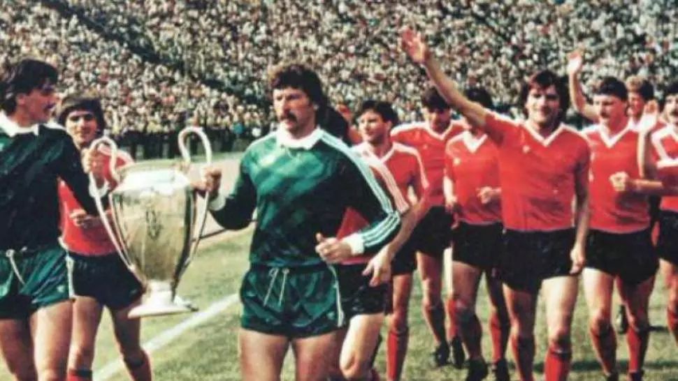 EXCLUSIV | Miracolul unei nopți de primăvară! 34 de ani de la cea mai mare performanță din fotbalul românesc