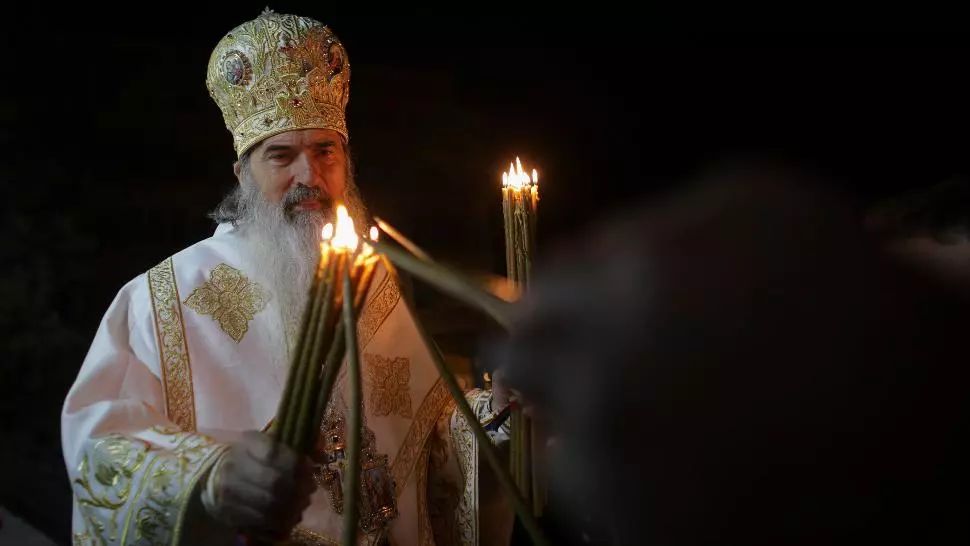 IPS Teodosie, mesaj controversat de Crăciun: ''Sub pretextul izbăvirii de boală, bisericile sunt închise, creştinii sunt batjocoriţi''