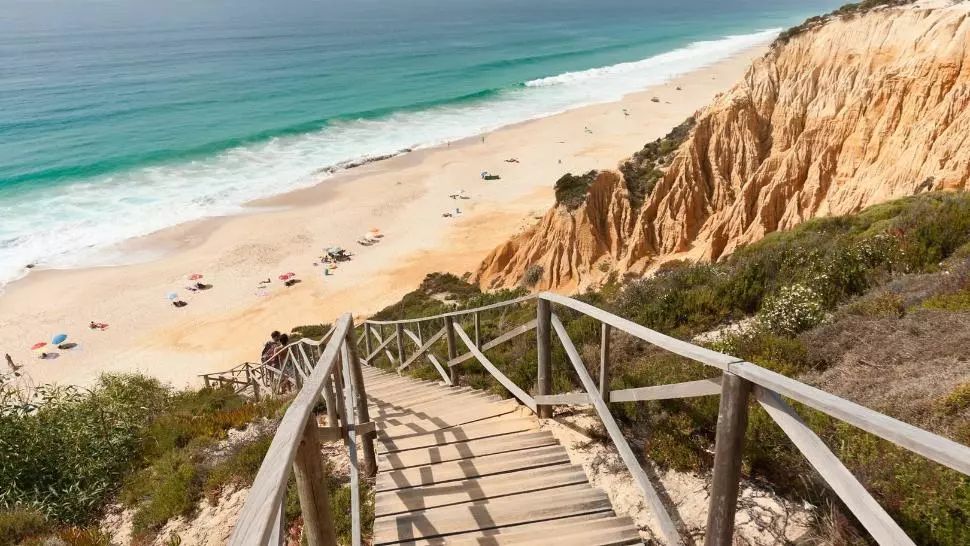 Cele mai sigure 10 plaje din Europa în vreme de pandemie