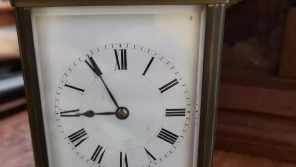 Obiecte de colecție, obținute din furturi, în Marea Britanie și Belgia, descoperite în casa unui dâmbovițean