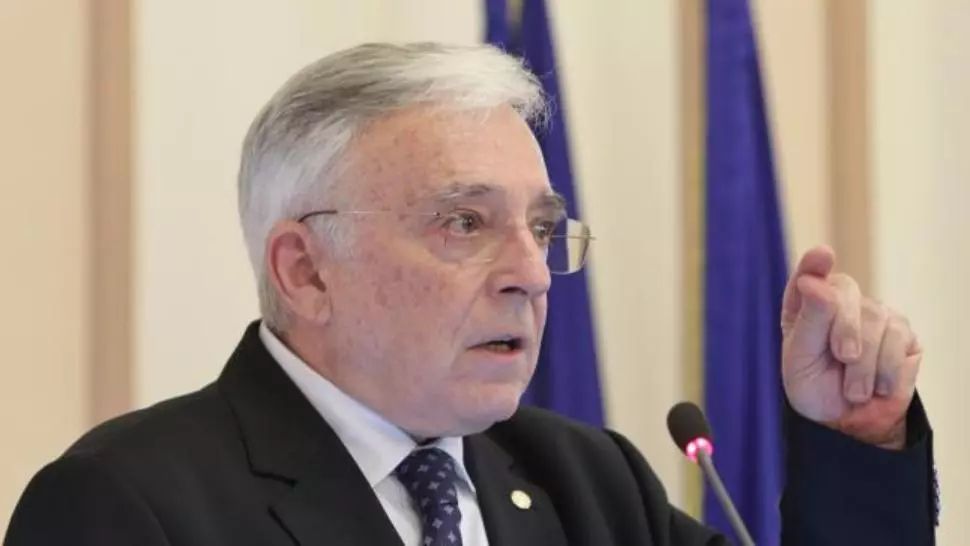 Document CNSAS: ,,Mugur Isărescu a fost folosit în calitate de persoană de sprijin/sursă încă din 1979”