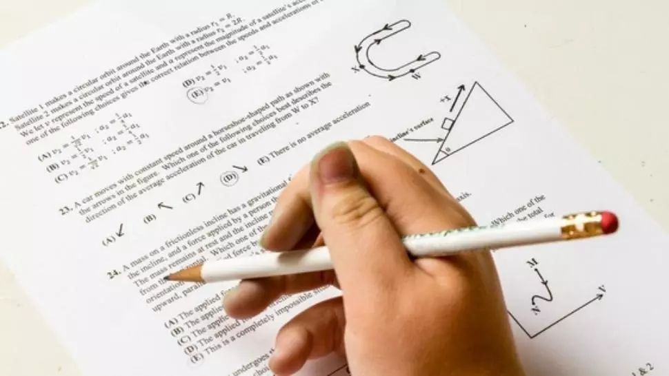 Bacalaureat 2020 subiecte Matematica, subiecte Istorie  - Proba obligatorie a profilului 2020. LIVE UPDATE