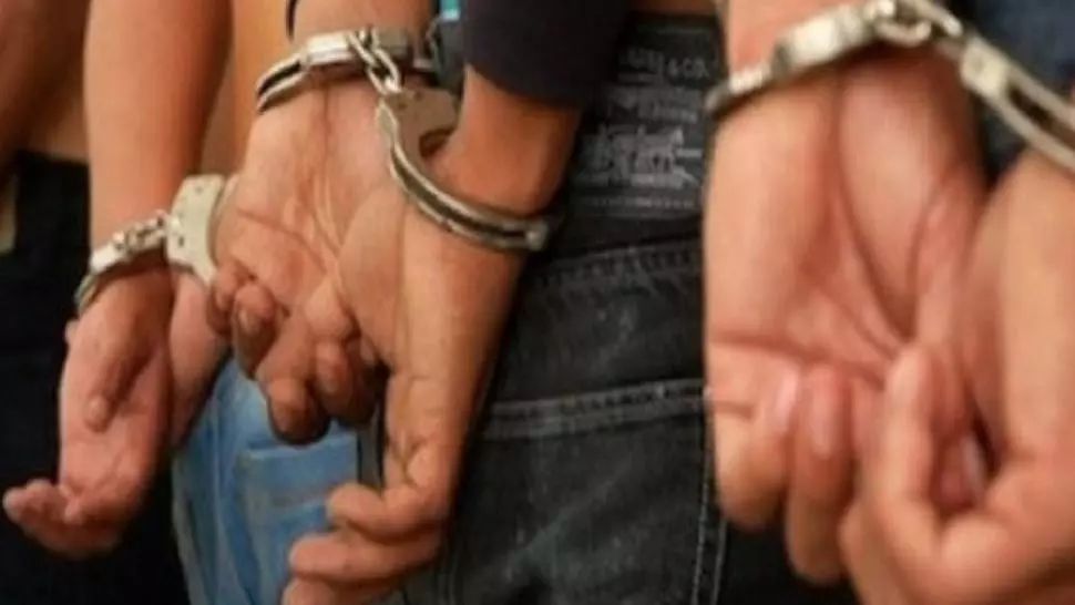 Bărbați cu mandate europene de arestare, reținuți de polițiștii bistrițeni! Au de ispășit ani grei de pușcărie în Italia și Spania. CE infracțiuni au comis