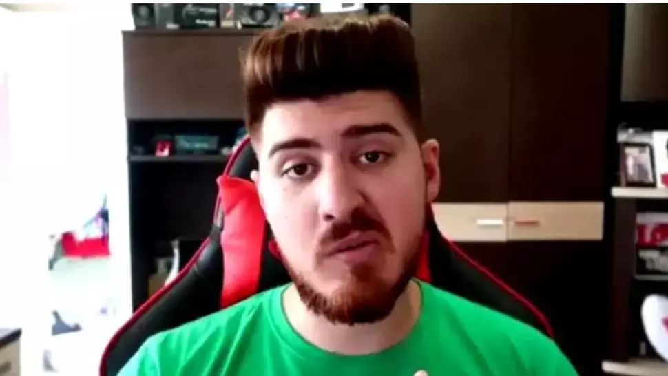 VIDEO Tânăra care l-a reclamat pe vloggerul Colo depune plângere penală