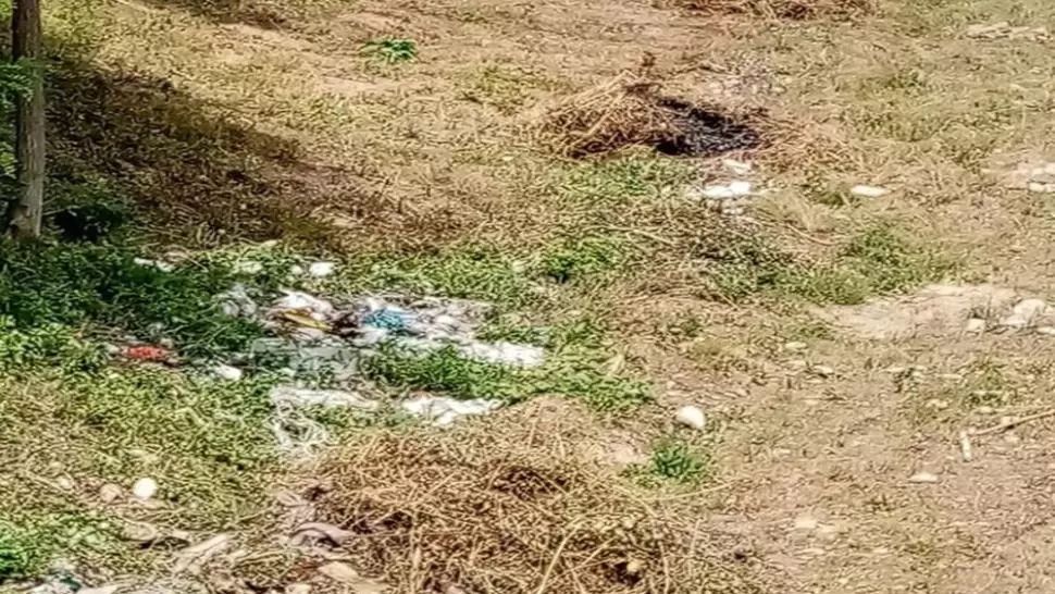 Covăsnean amendat cu 6.000 de lei de Garda de Mediu pentru că ardea deşeuri