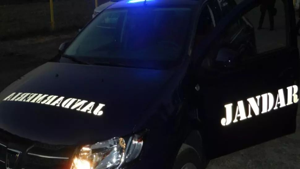 Constanța: Petrecere pe plaja din Tuzla, taxată de jandarmi